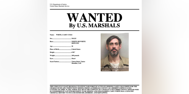 The U.S. Marshals are offering $10,000 for information leading to the capture of an Alabama inmate who escaped from jail as well as the location of an endangered correctional officer.