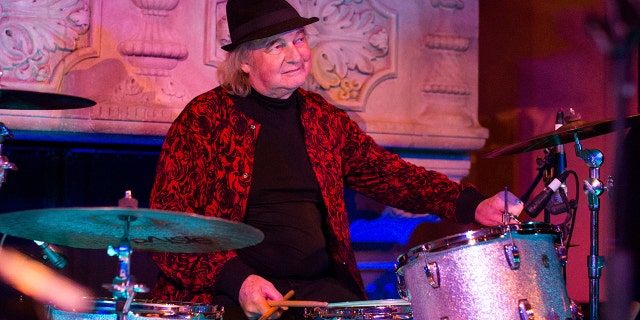 Alan White performs at Jonathan Cain and Friends at Rose Bar on April 8, 2017 in New York City.