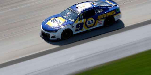 Chase Elliott won his first race of 2022 at Dover Motor Speedway.