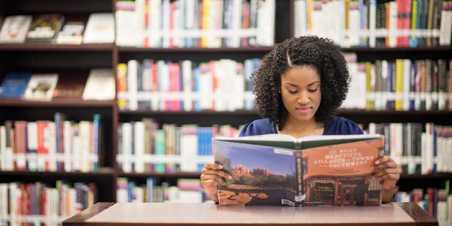 hoover library reader