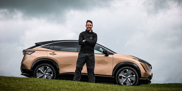 Chris Ramsey will attempt to drive a Nissan Ariya from the North Pole to the South Pole in 2023.