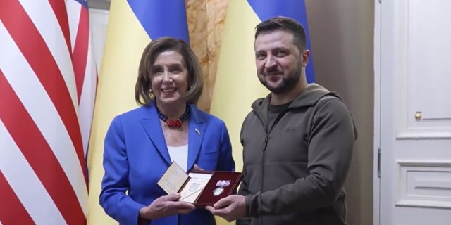 House Speaker Nancy Pelosi and Ukraine President Zelenskyy on May 1, 2022.