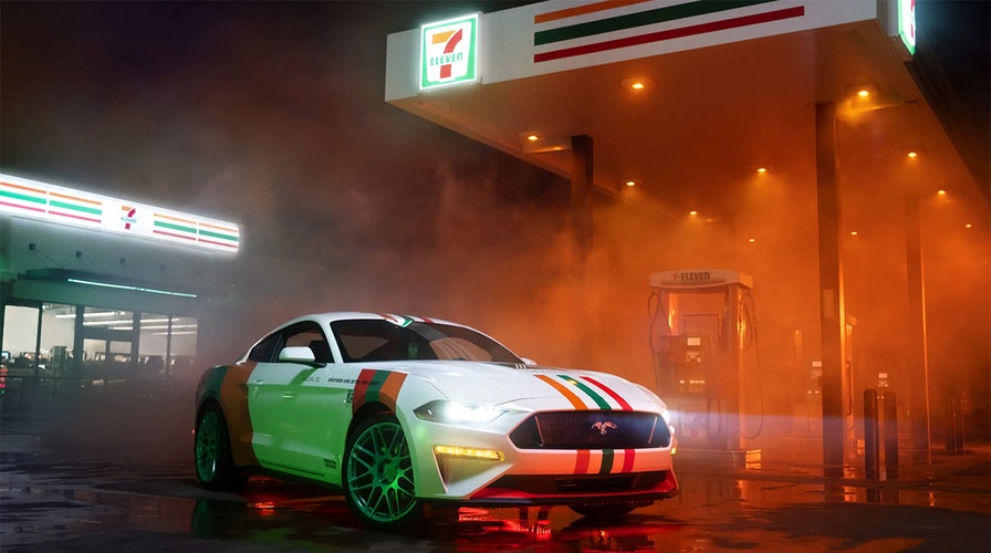7-Eleven Ford Mustang revealed with pizza holder and coffee 7-Eleven Ford Mustang revealed with pizza holder and coffee