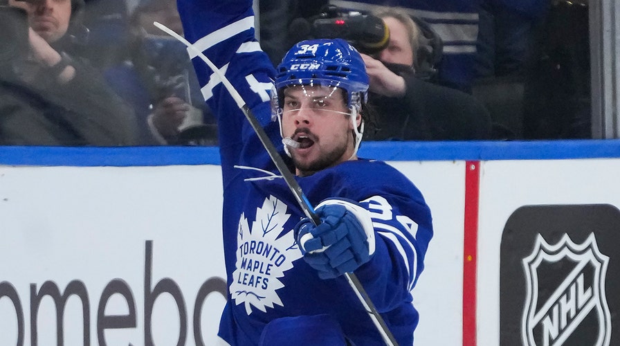 Toronto Maple Leafs® Uniform 3 pc.