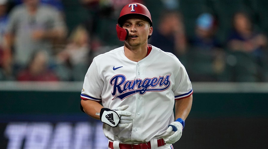Corey Seager having home success with Rangers