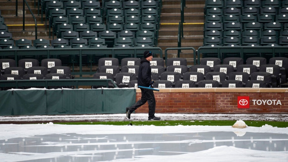 Coors Field Snow Rockies Demver