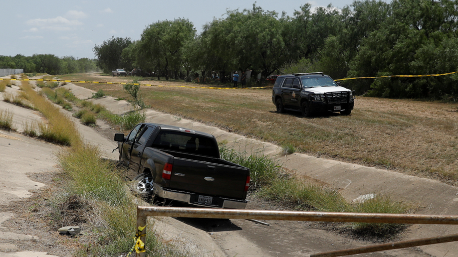 Salvador Ramos suspected vehicle crash before Uvalde Texas elementary school shooting
