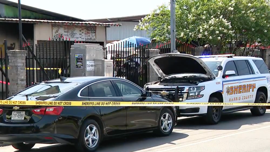 Houston Flea Market Shooting Leaves Two People Dead, At Least Three ...