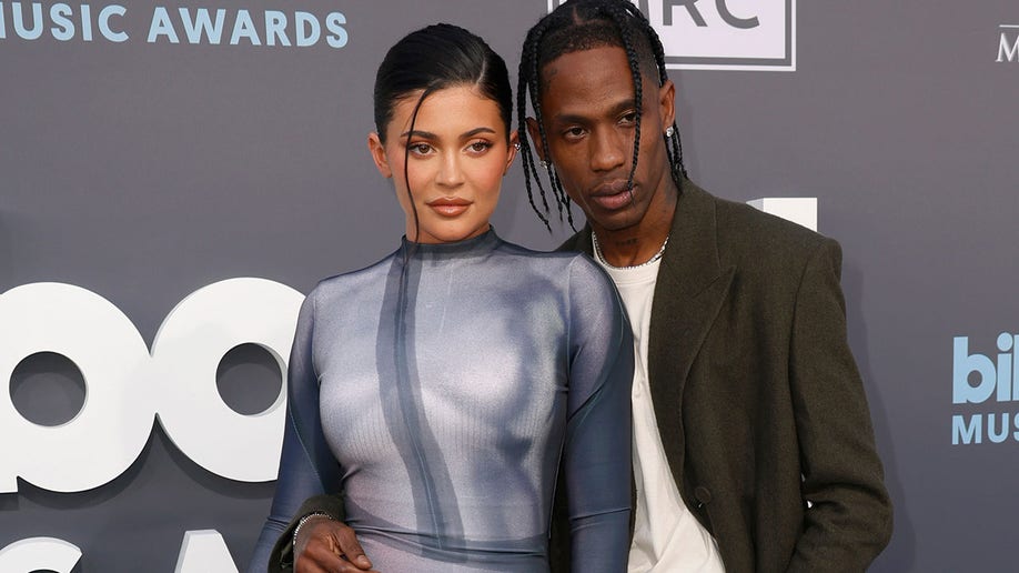 Kylie Jenner Travis Scott Billboard Music Awards