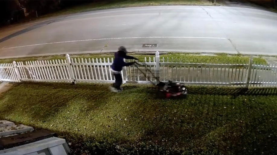 Texas lawnmower burglar