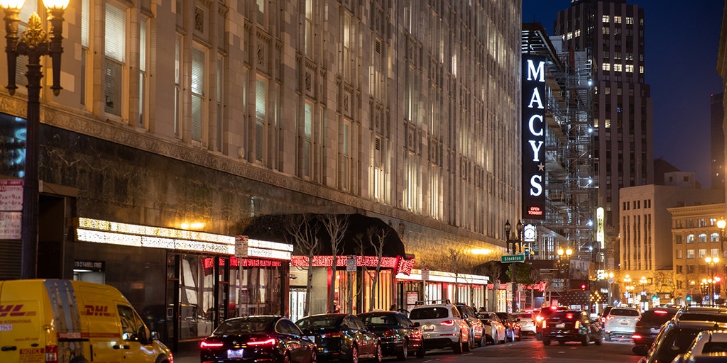 California smash-and-grab at Macy's occurs at same mall where dozens of looters robbed Nordstrom last year - Vimarsana News