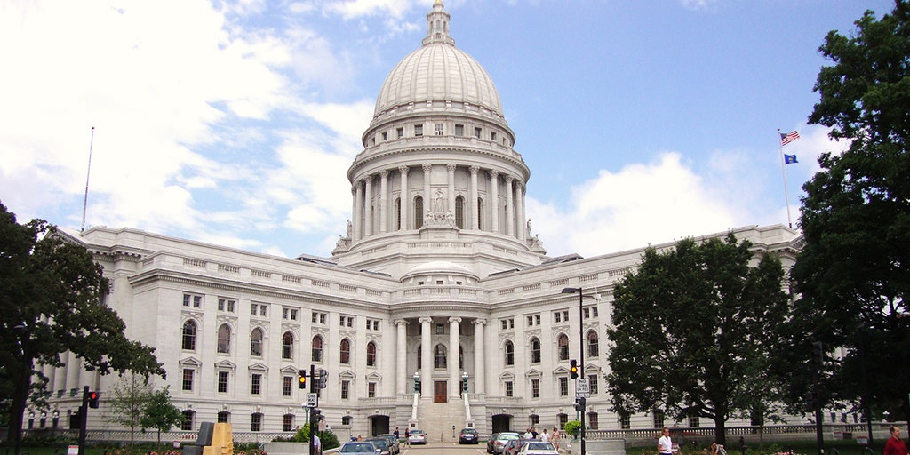 Armed man who entered Wisconsin Capitol seeking Gov. Evers denies intent to harm - Vimarsana News