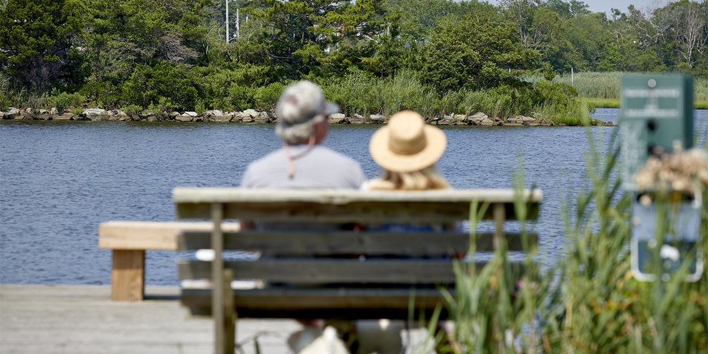 Teen, man drown in New Jersey lake - Vimarsana News
