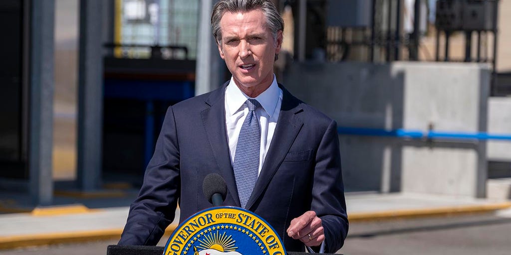 Gavin Newsom vacations in Montana despite California banning official travel to state - Vimarsana News