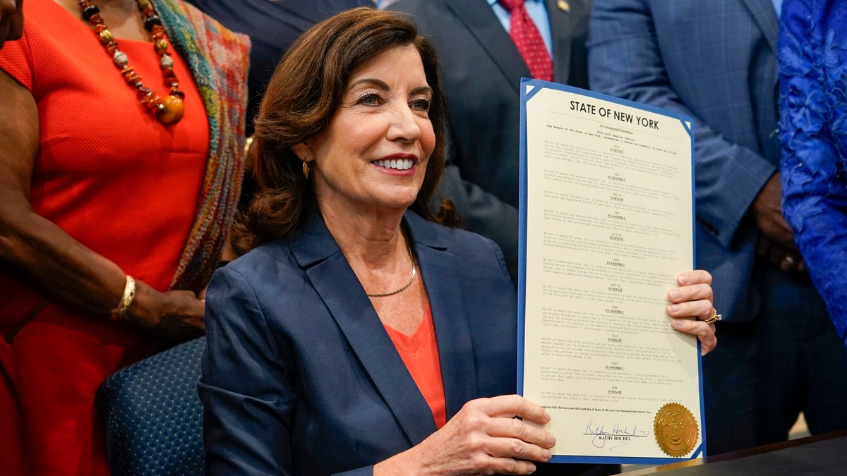 New York Gov Kathy Hochul