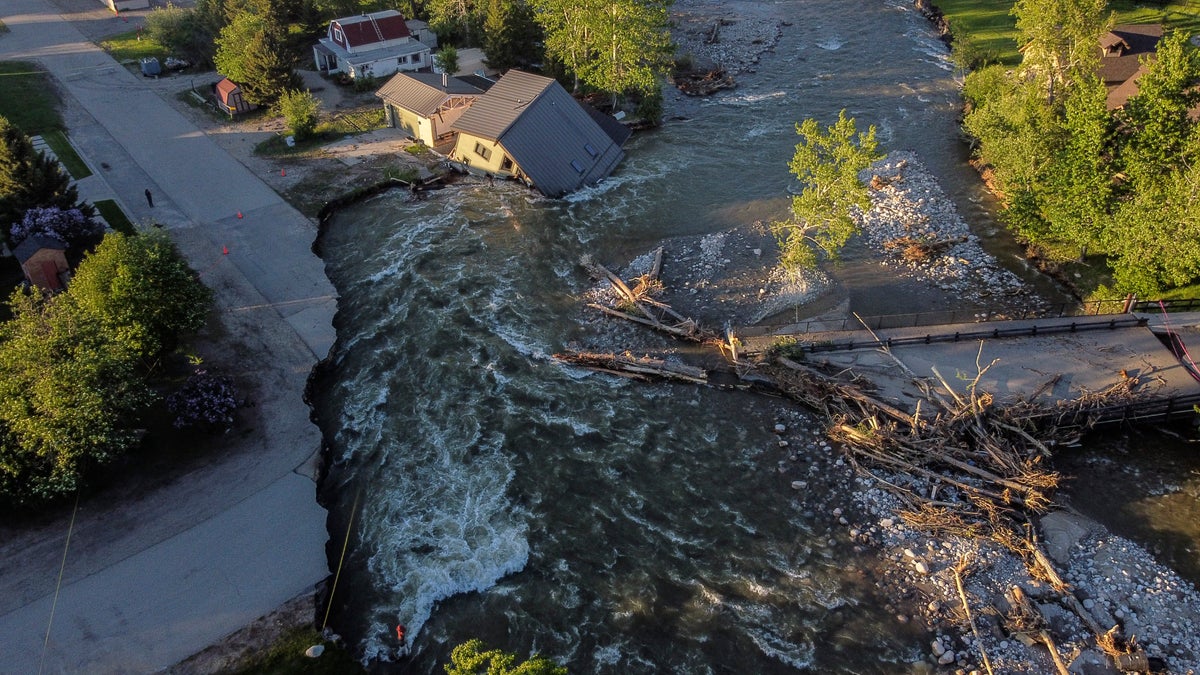 Yellowstone Flooding Photo