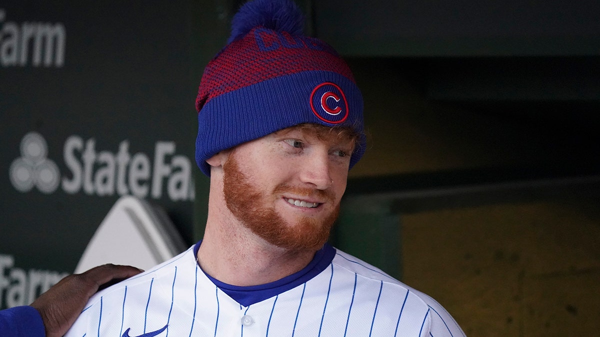 Clint Frazier's fiancée models Cubs cap after his signing