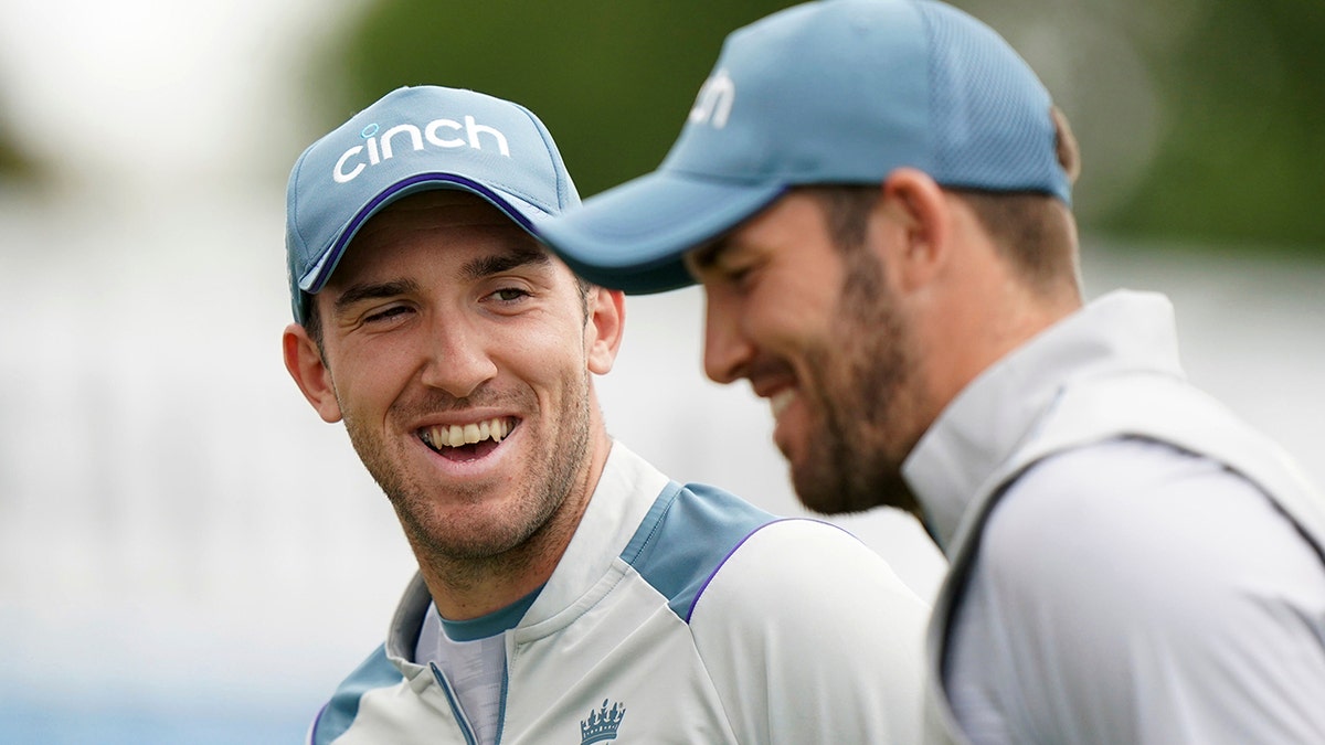 Craig and Jamie Overton get ready to play