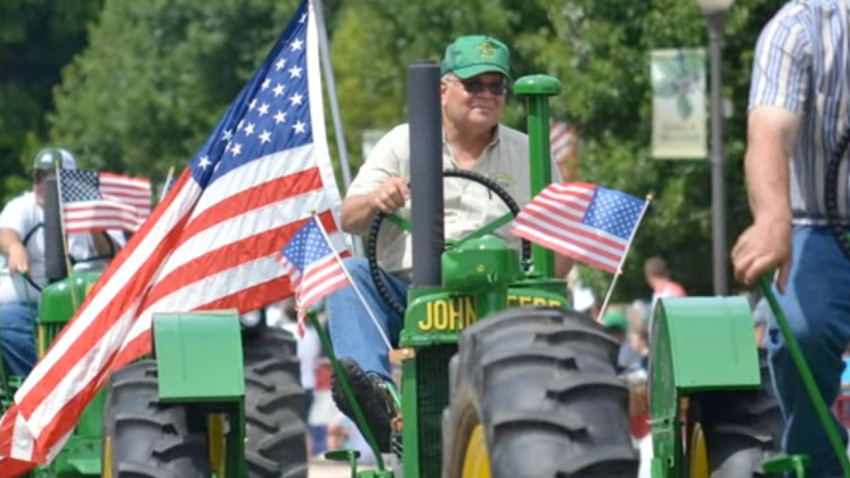 Three Oaks Flag Day parade