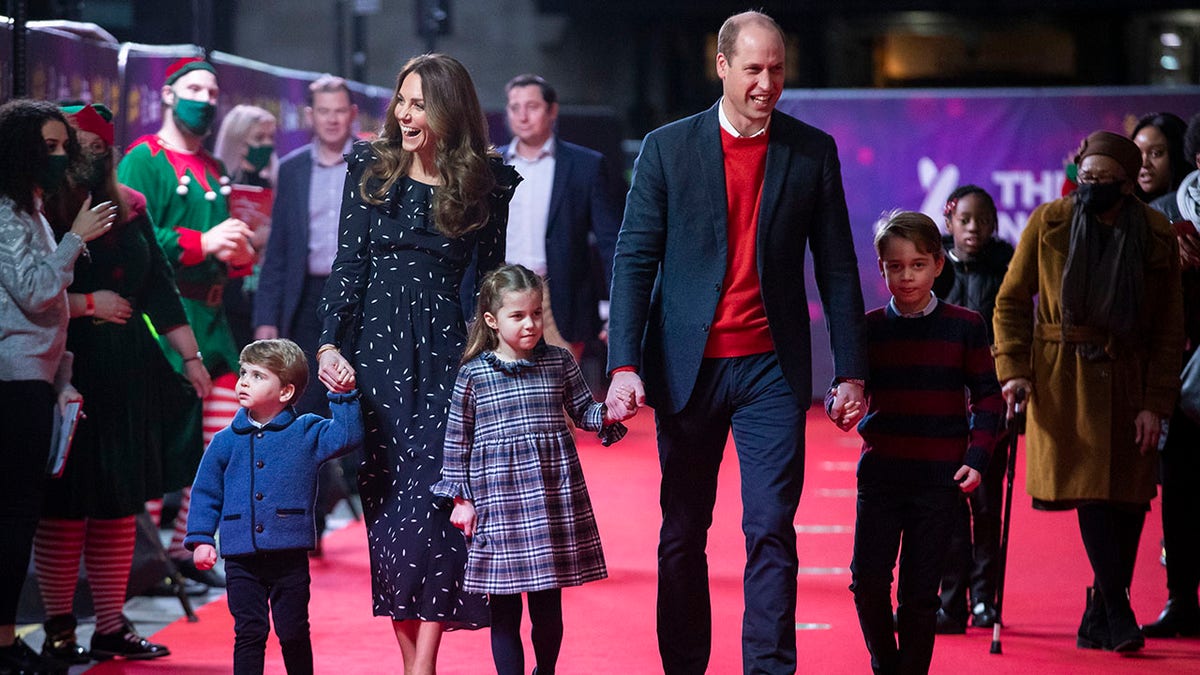 Prince William, Duke of Cambridge and Catherine, Duchess of Cambridge with their children, Prince Louis, Princess Charlotte and Prince George