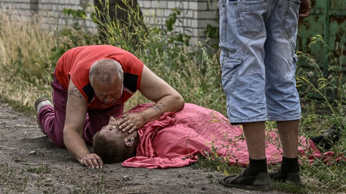 Civilian killed Luhansk