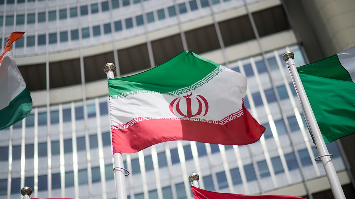 Bandeira iraniana