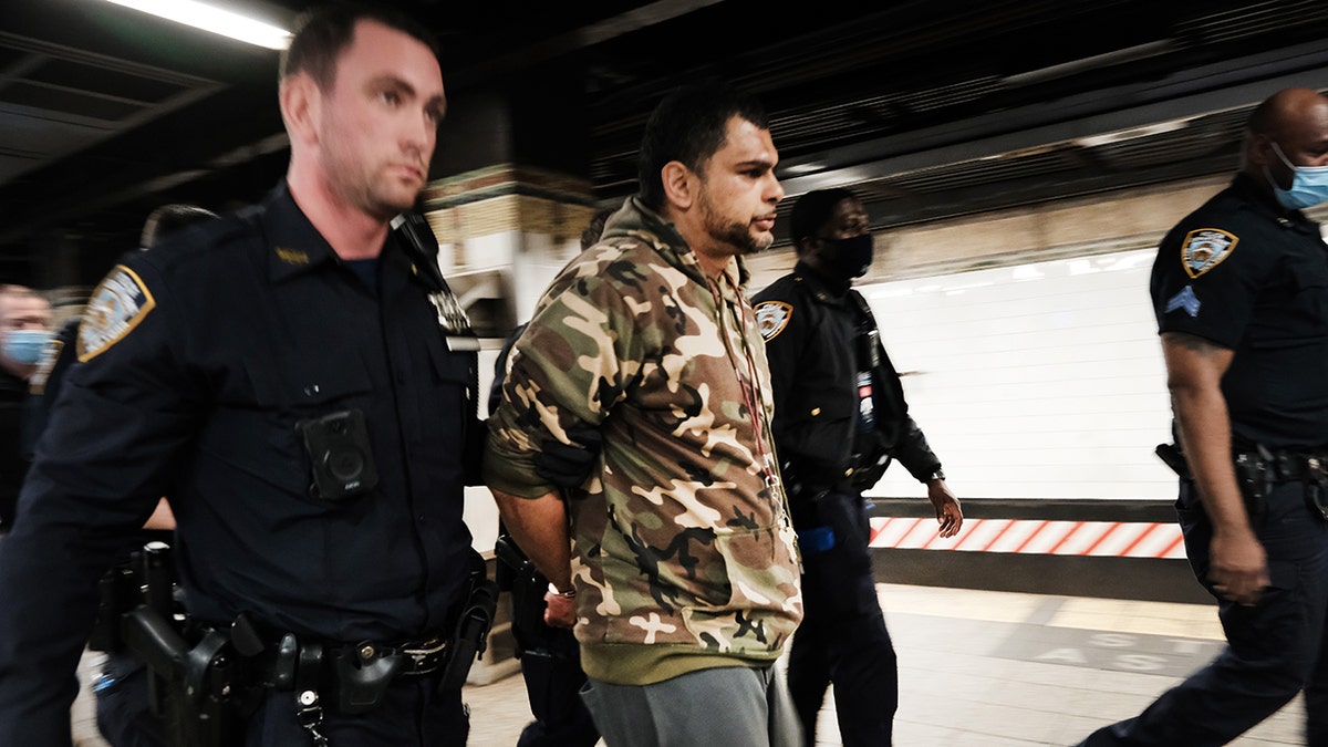 NYPD subway