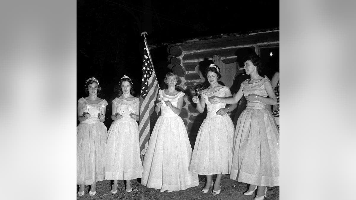 4th of july pageant contestants