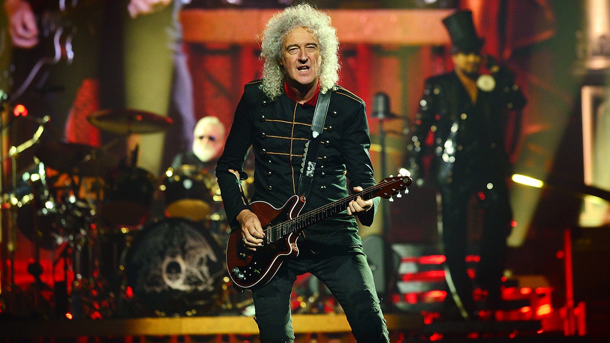 Brian May Queen