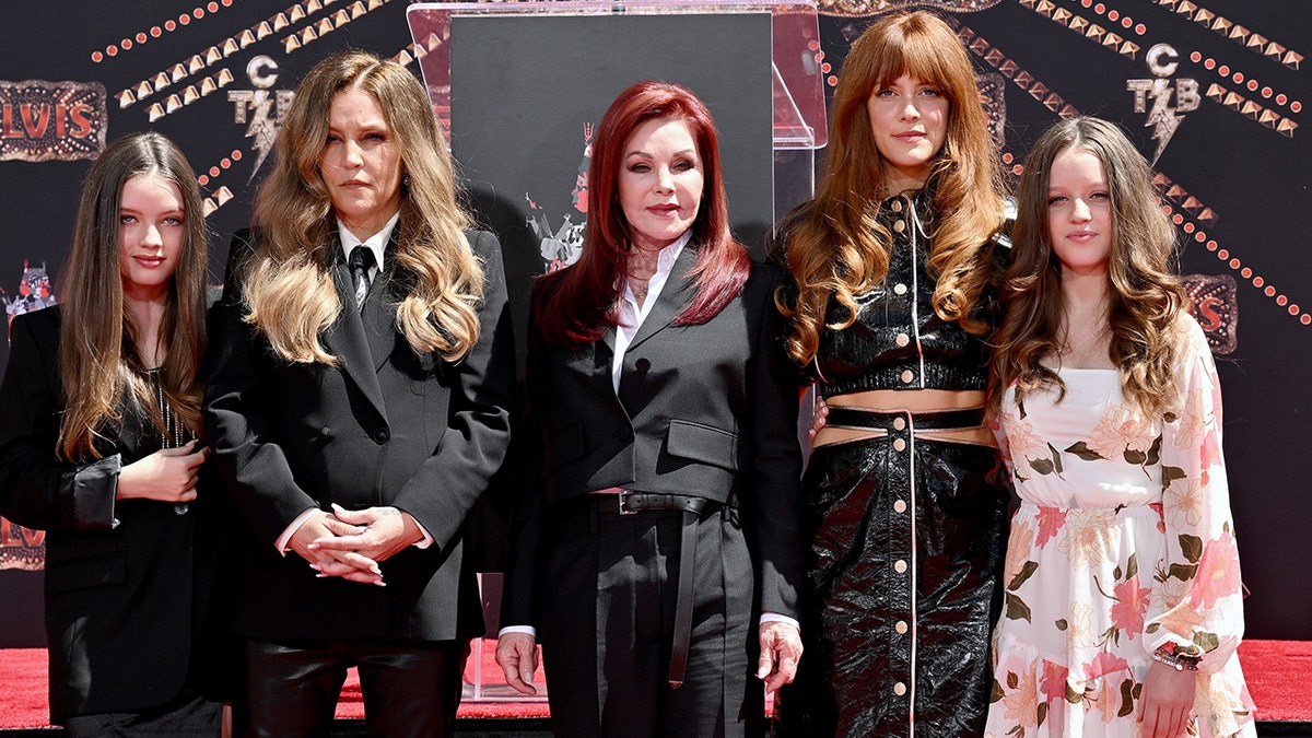 Lisa Marie Presley Priscilla Presley