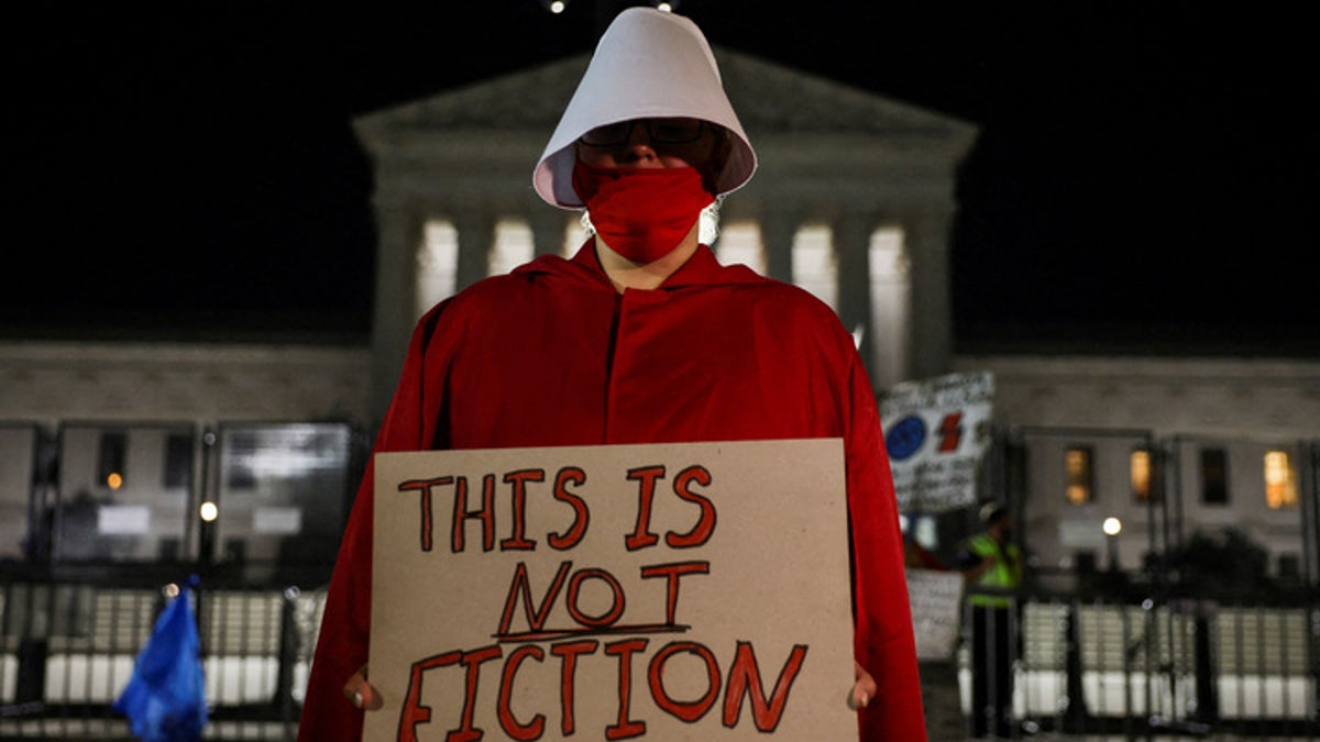 SCOTUS protester