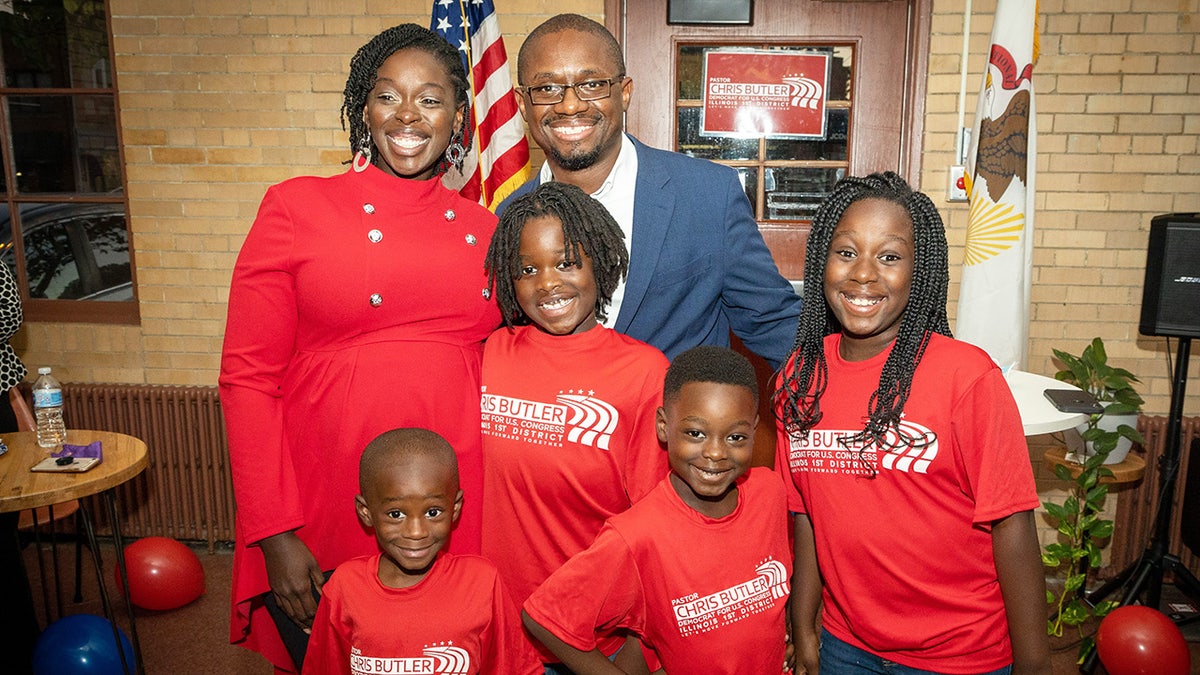 Butler and members of his family.
