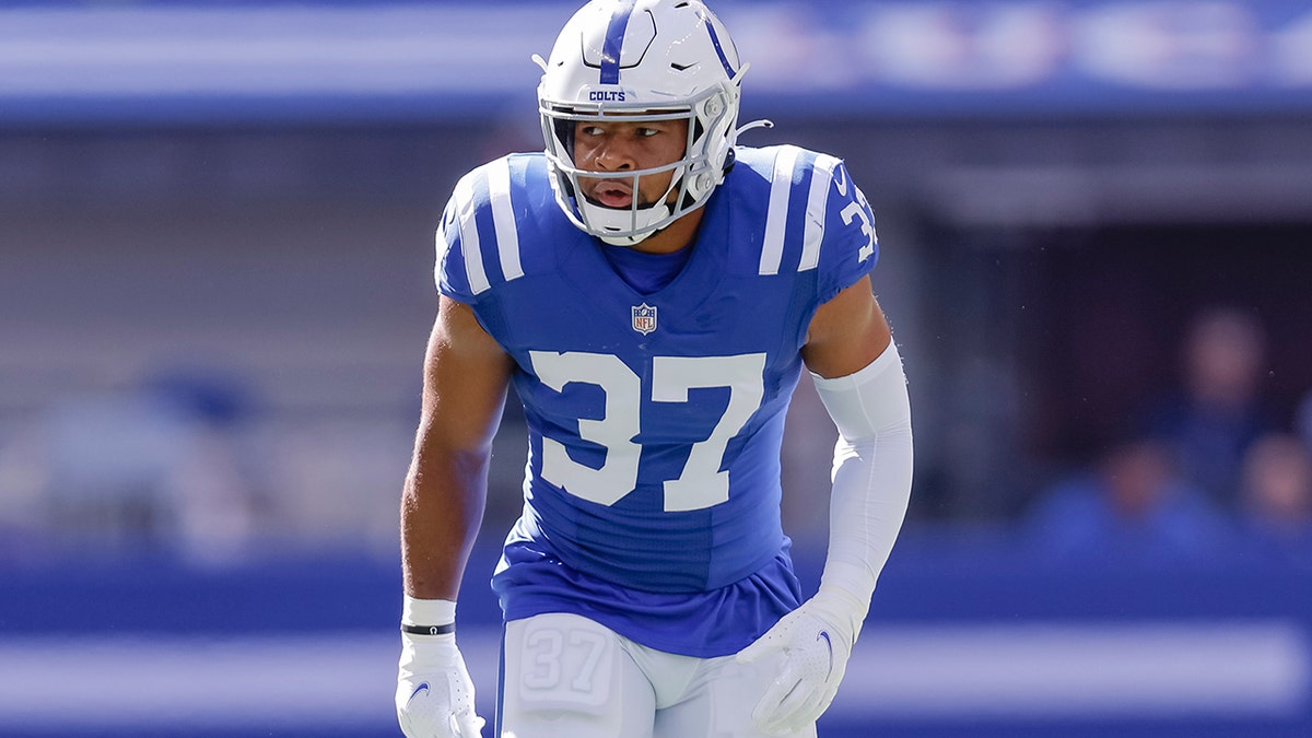 Khari Willis plays the Texans in 2021