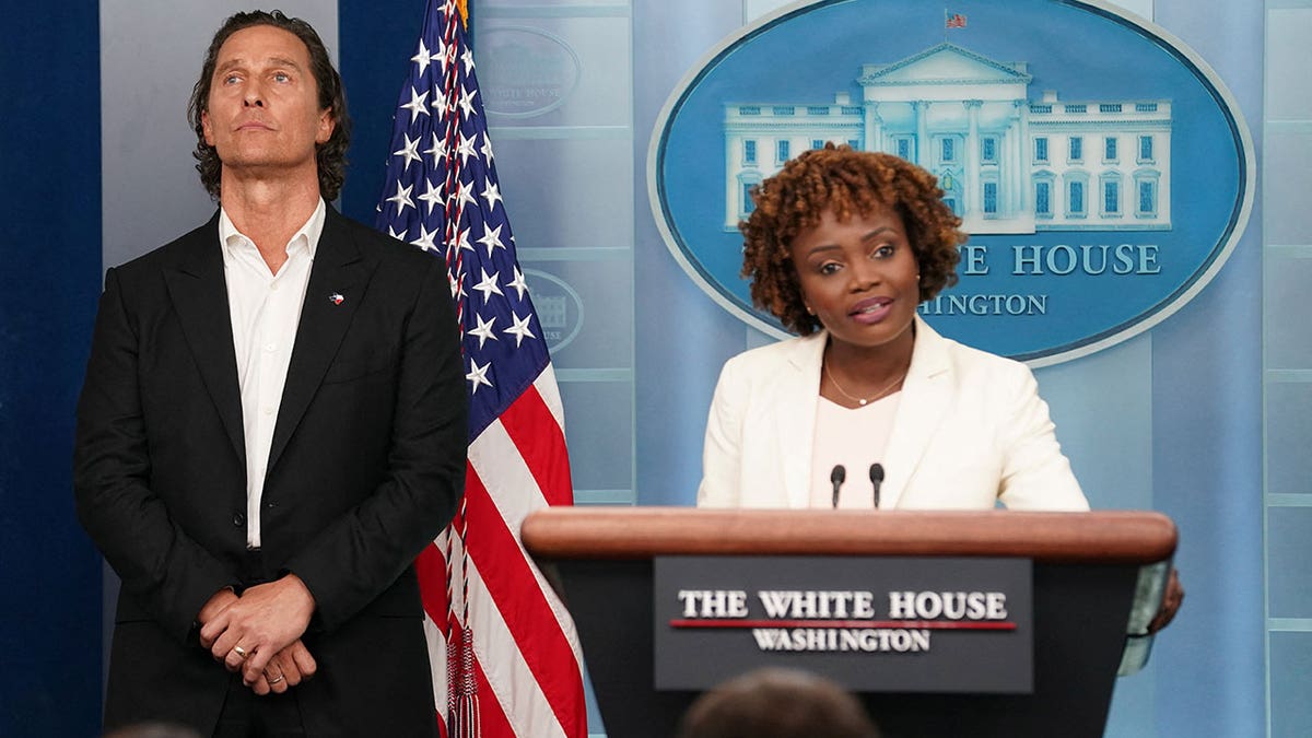 MCCONAUGHEY-KARINE-JEAN-PIERRE-WHITE-HOUSE