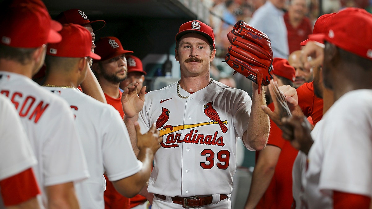 Miles Mikolas meets teammates