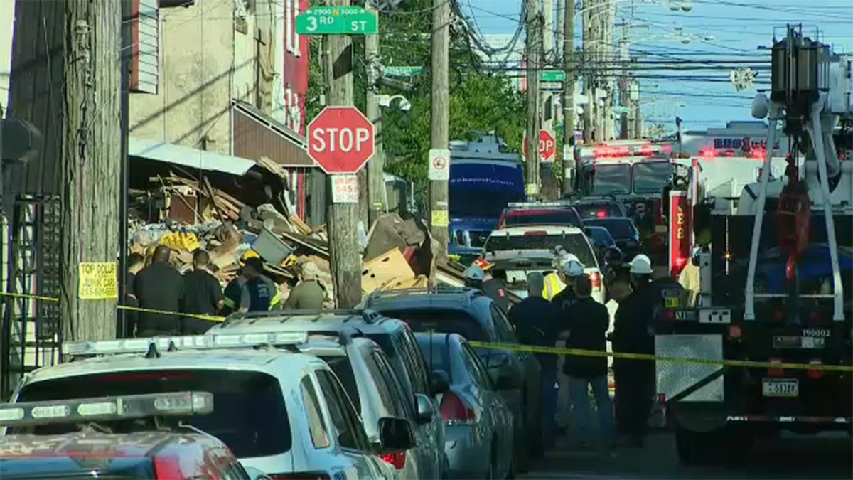 Philadelphia Fire Department responds to fire, building collapse