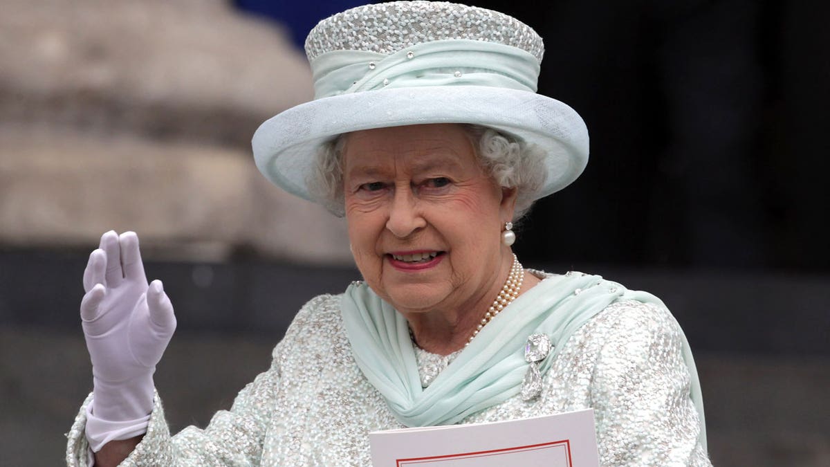Queen Elizabeth celebrates her Diamond Jubilee