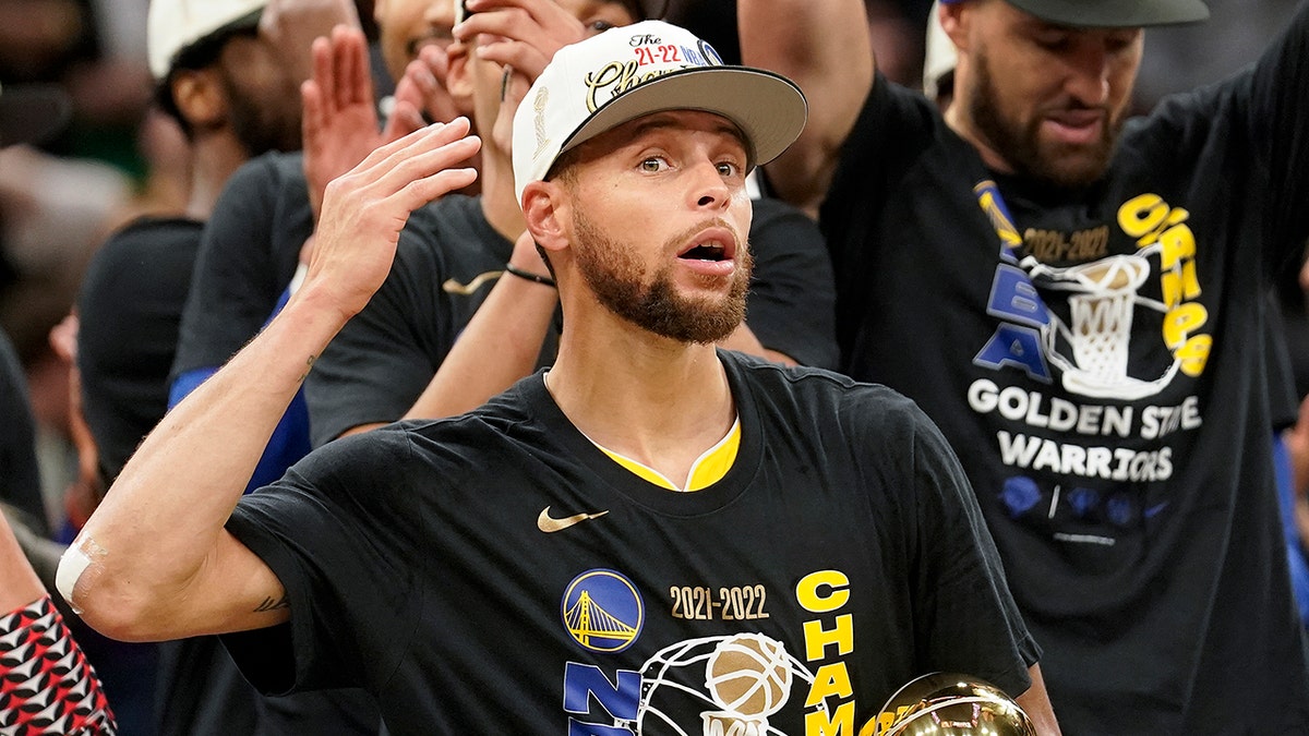 The Case for Steph Curry as the Best PG of All-Time