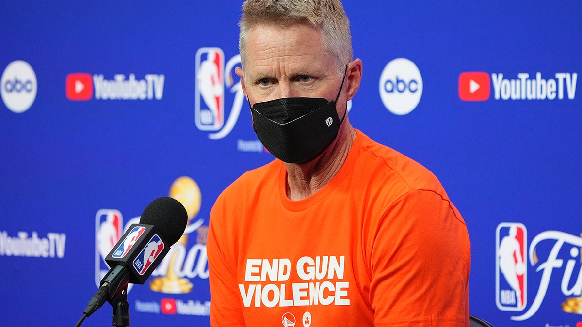 Steve Kerr wears End Gun Violence shirt