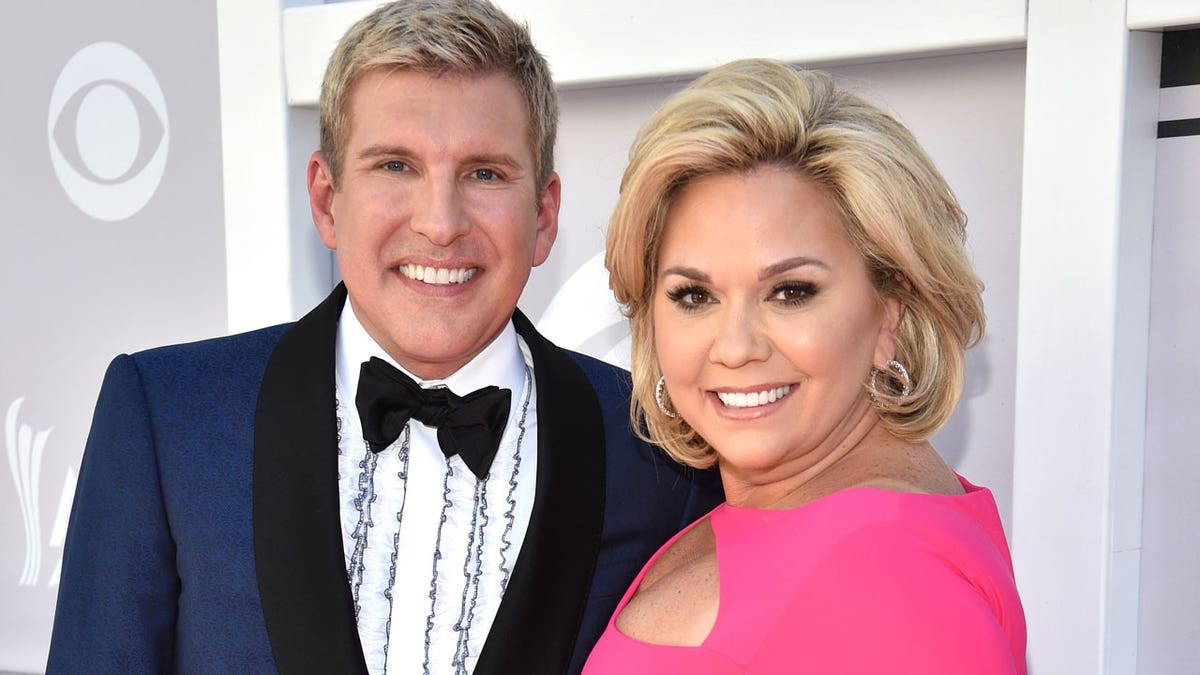 Todd and Julie Chrisley pose for a photo