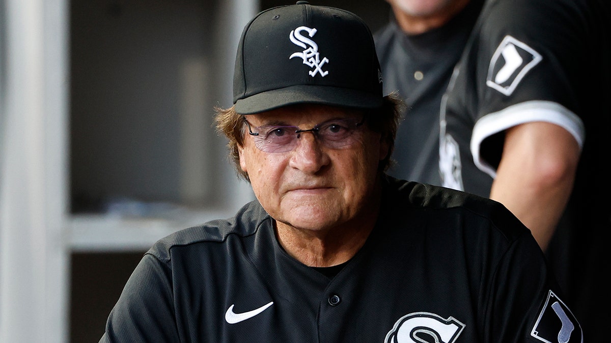 Tony La Russa in the dugout