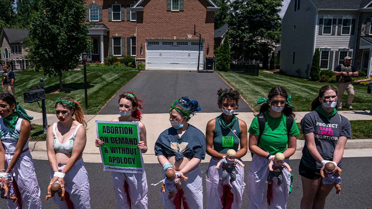 Abortion protesters outside Justice Amy Coney Barrett's home
