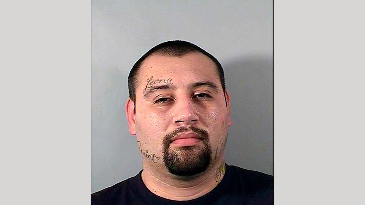 Justin William Flores mug shot