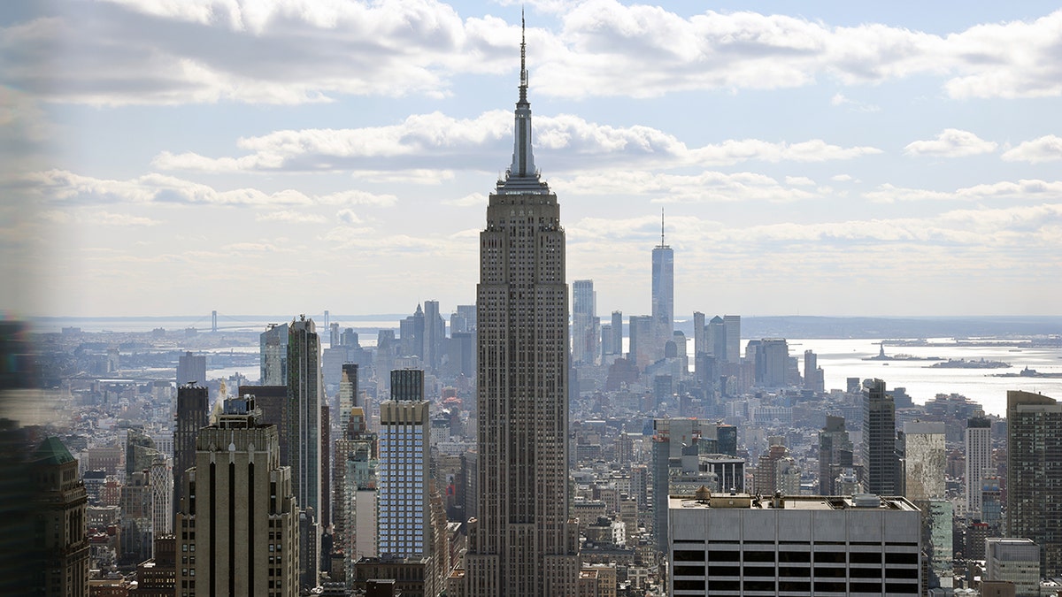 New York City skyline with Empire State Building in the center