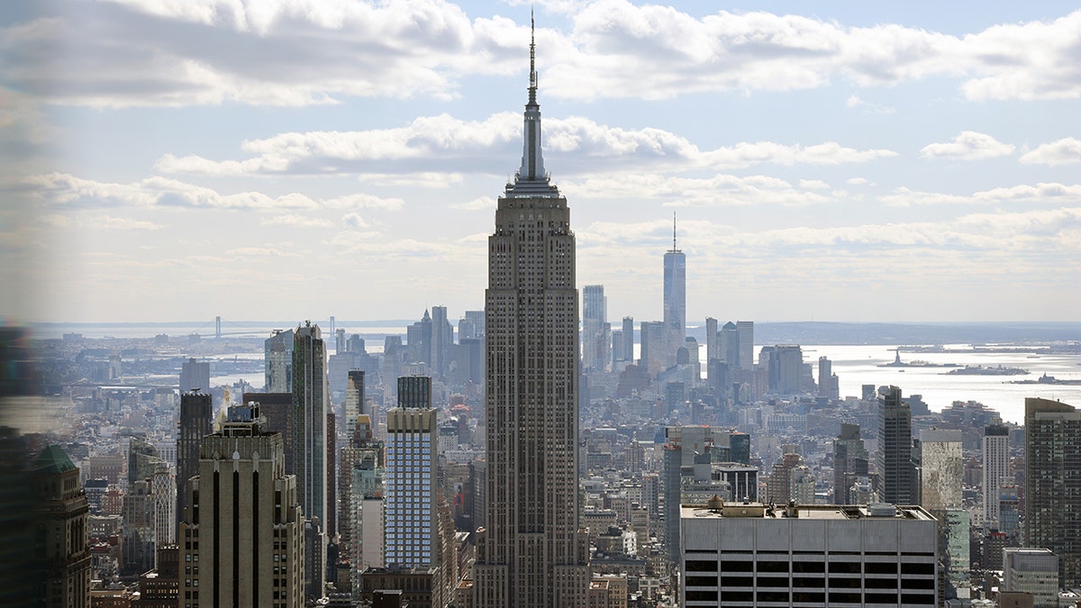 Manhattan skyline