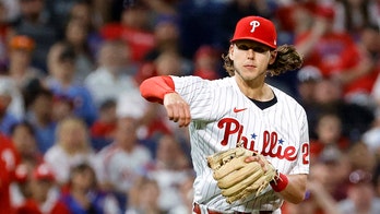 Phillies' Alec Bohm bloodied after accidentally hitting himself in face with bat in frustration