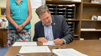 Gov. Sununu blames Democrats in Washington for 'doing absolutely nothing' to tackle inflation