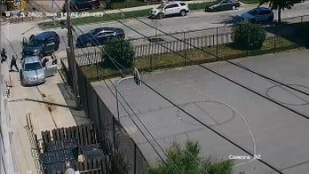Chicago shootout: Wild video shows suspect allegedly opening fire point-blank at police