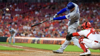 Dodgers beat Reds behind Freddie Freeman and Tony Gonsolin's big games