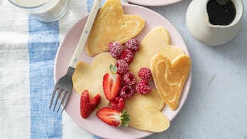 Heart-shaped pancakes for Father’s Day 2022: Try the recipe